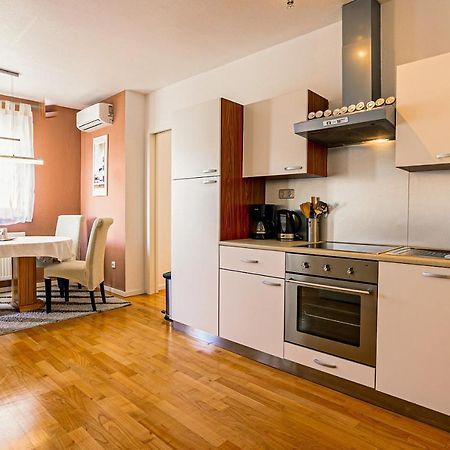 פודסטראנה Apartman Aqua מראה חיצוני תמונה