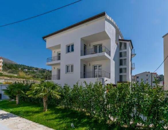 פודסטראנה Apartman Aqua מראה חיצוני תמונה