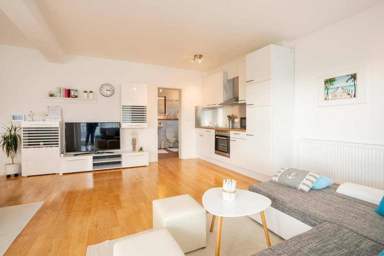 פודסטראנה Apartman Aqua מראה חיצוני תמונה