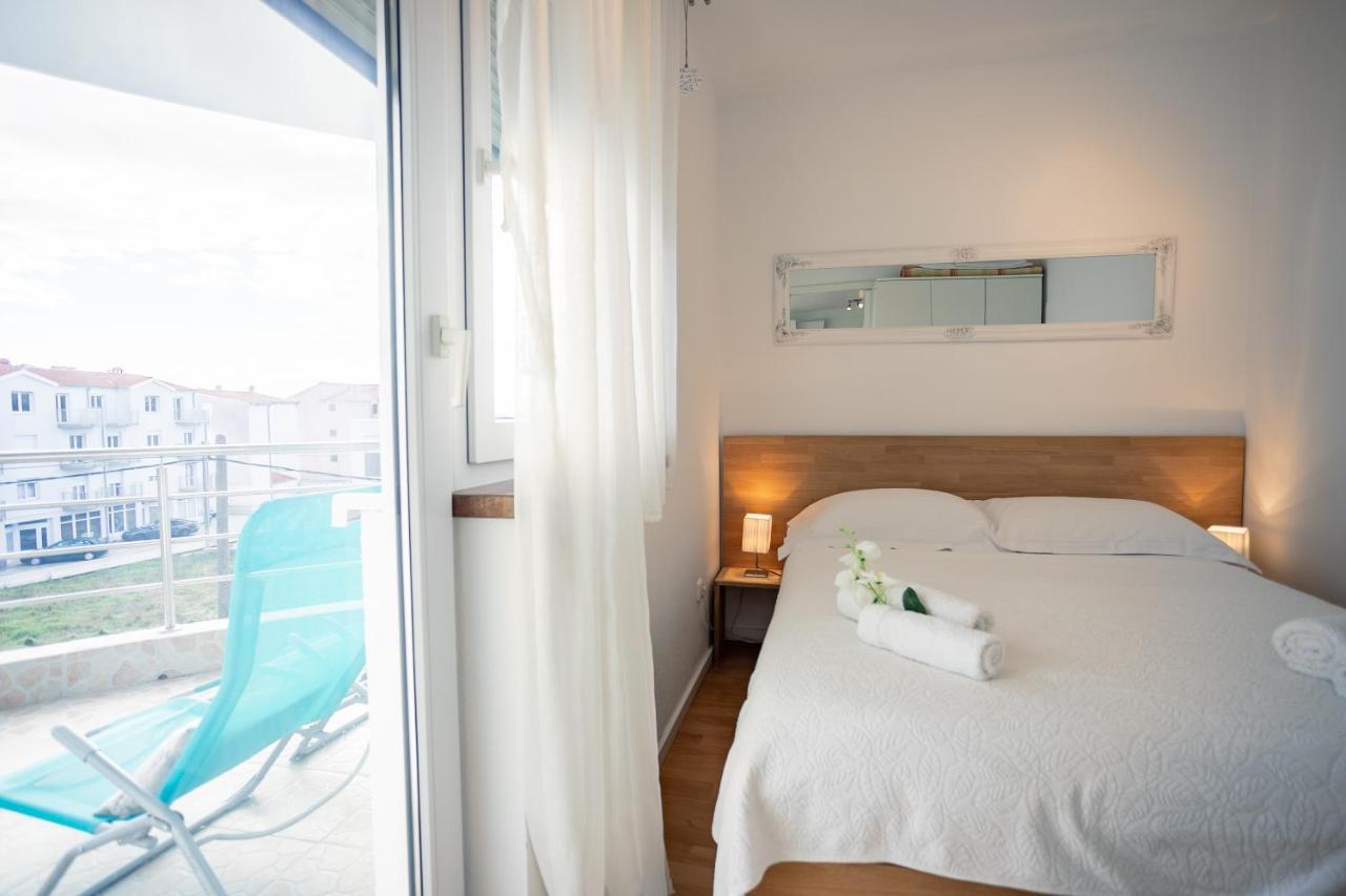 פודסטראנה Apartman Aqua מראה חיצוני תמונה