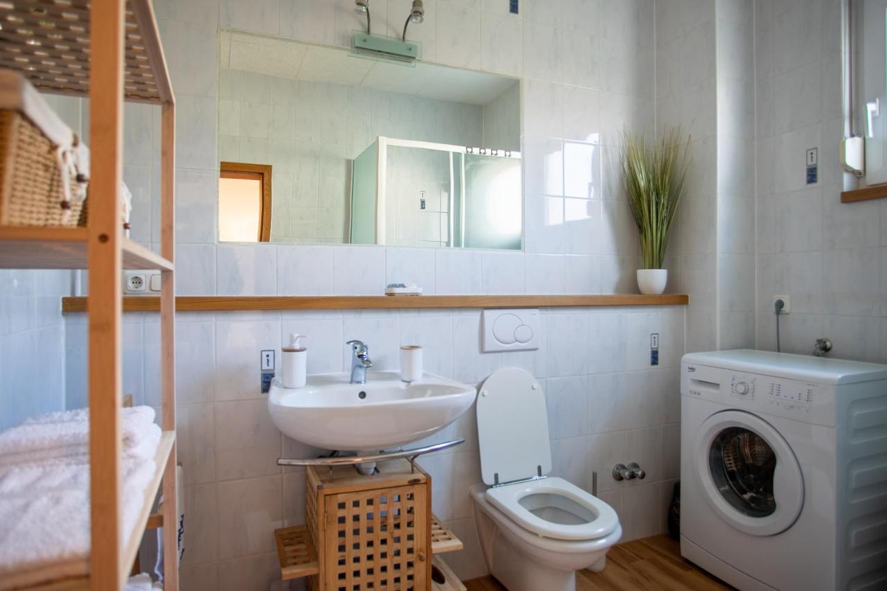 פודסטראנה Apartman Aqua מראה חיצוני תמונה